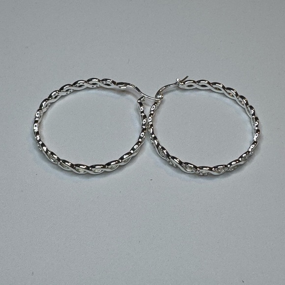 Jewelry - Elegant 925 Silver Hoop Earrings